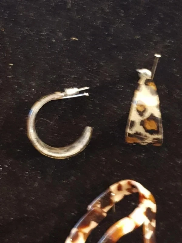 Parure marrom com colar, brincos e pulseira – photo 3